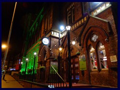 Liverpool by night 24 - Hatters Hostel, Mt Pleasant